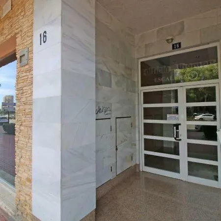 Sleeps 5 Pool Air Con * Calpe