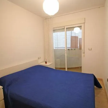 Sleeps 5 Pool Air Con Apartment